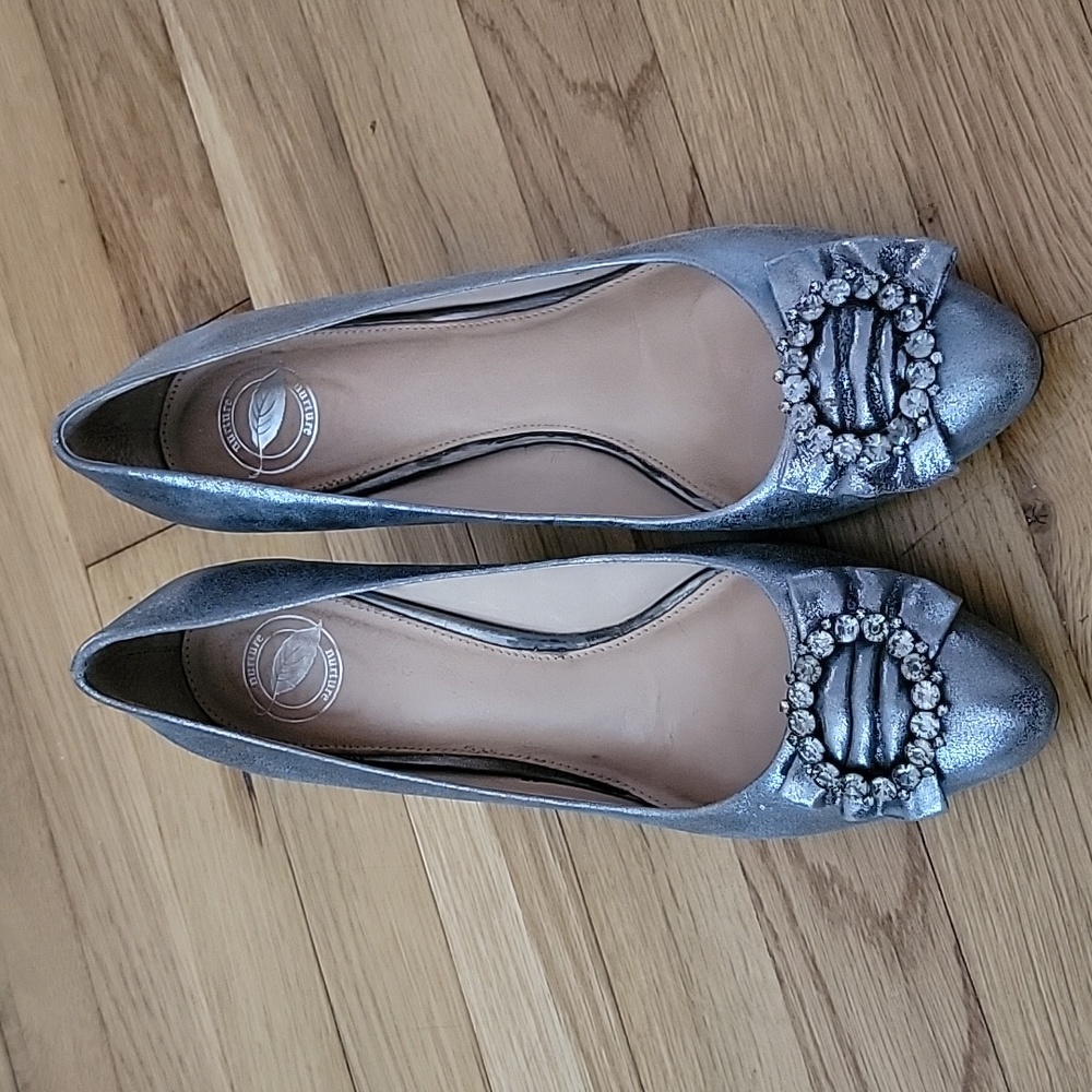 Nurture Silver Gray Bow Blinged 3in Heels 7.5
